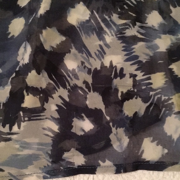 CAbi Avery Tunic - Picture 4 of 7